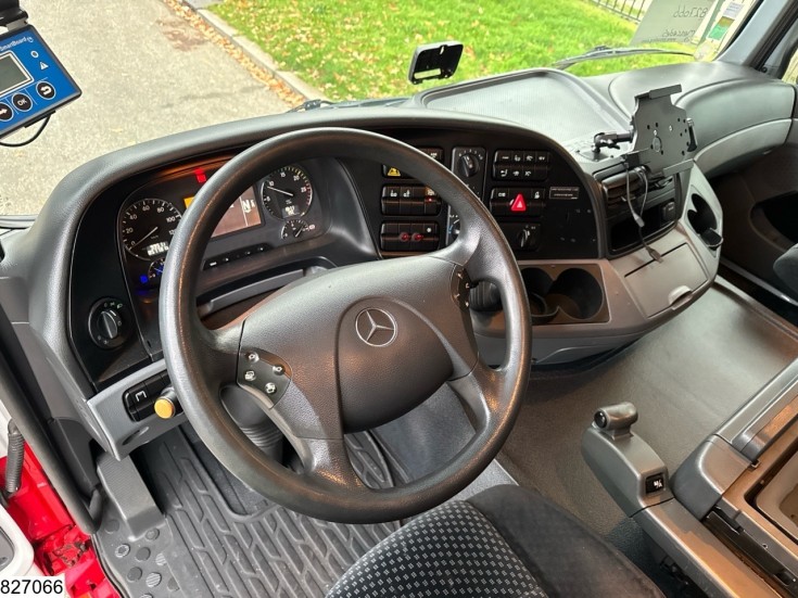 Mercedes Actros 2544