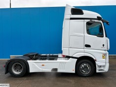 Mercedes Actros 1845