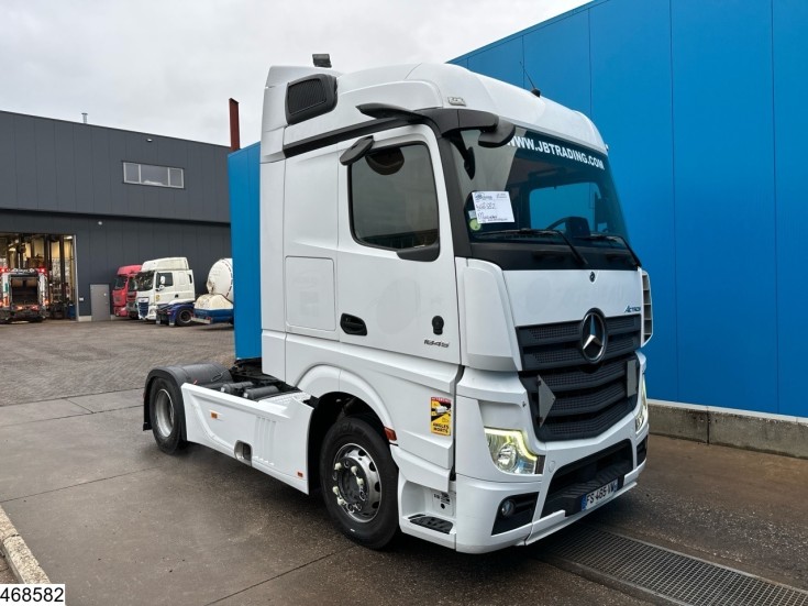 Mercedes Actros 1845