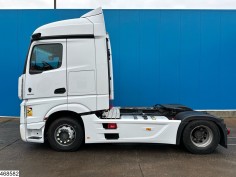 Mercedes Actros 1845