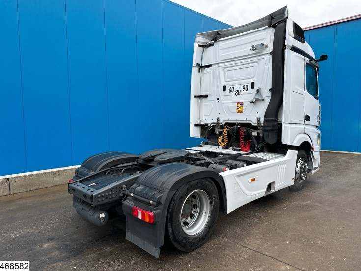 Mercedes Actros 1845