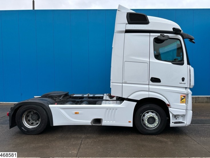 Mercedes Actros 1845