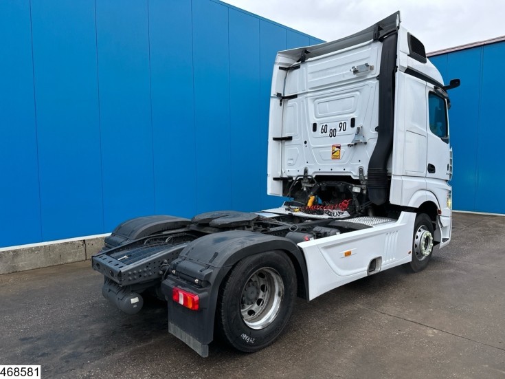 Mercedes Actros 1845