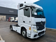 Mercedes Actros 1845