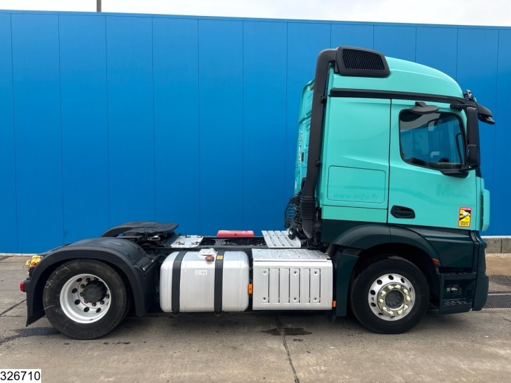 Mercedes Actros 1848