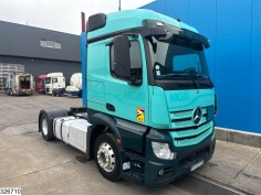 Mercedes Actros 1848