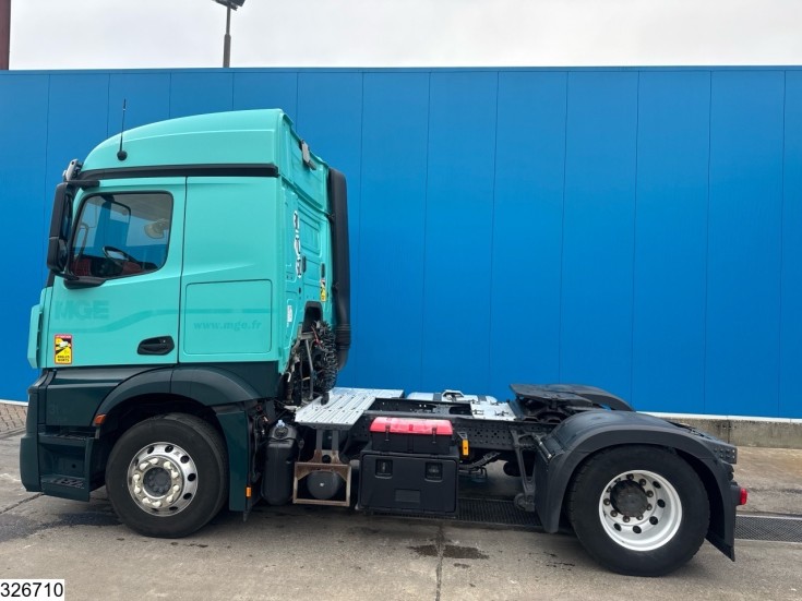 Mercedes Actros 1848