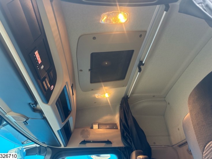 Mercedes Actros 1848