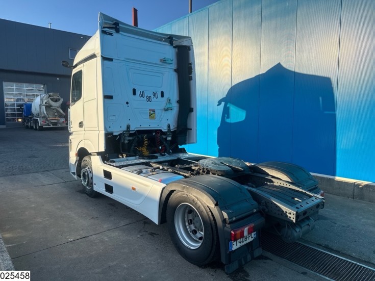 Mercedes Actros 1845