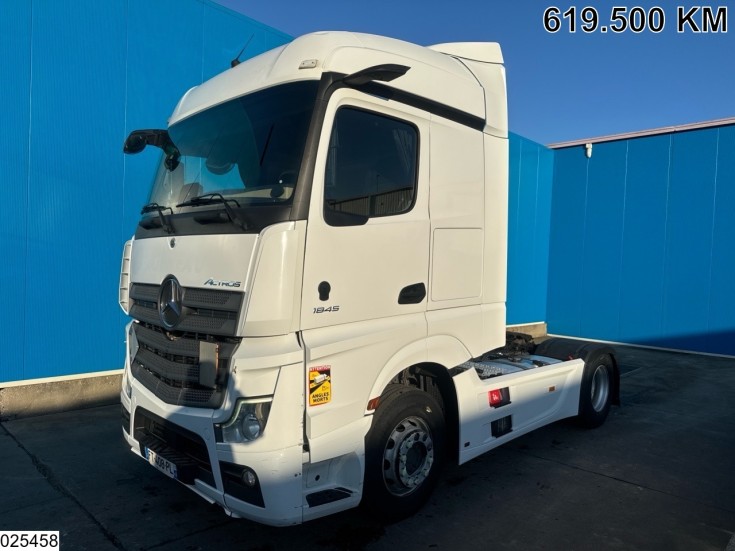 Mercedes Actros 1845