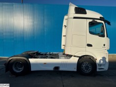 Mercedes Actros 1845