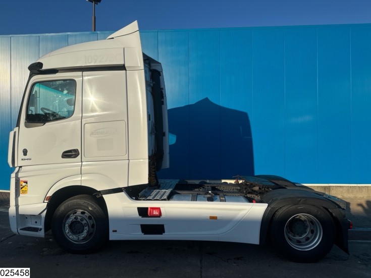 Mercedes Actros 1845