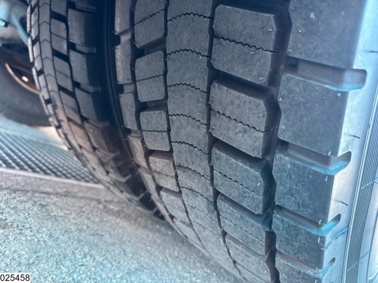 Mercedes Actros 1845