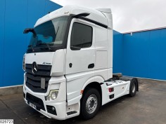 Mercedes Actros 1845