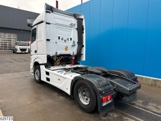 Mercedes Actros 1845