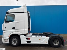 Mercedes Actros 1845