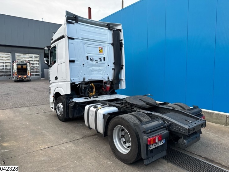 Mercedes Actros 1845