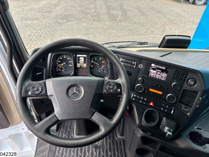 Mercedes Actros 1845