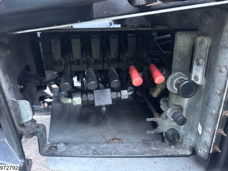 Mercedes Actros 1843