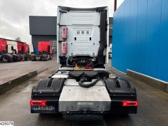 Mercedes Actros 1845