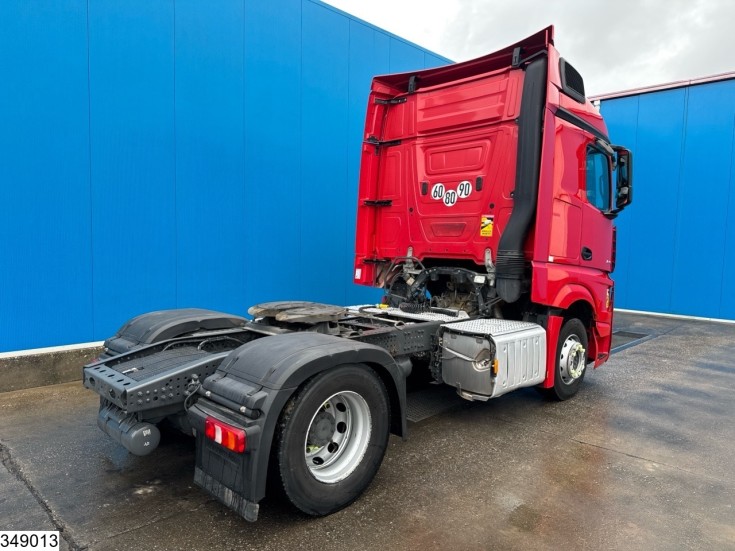 Mercedes Actros 1845