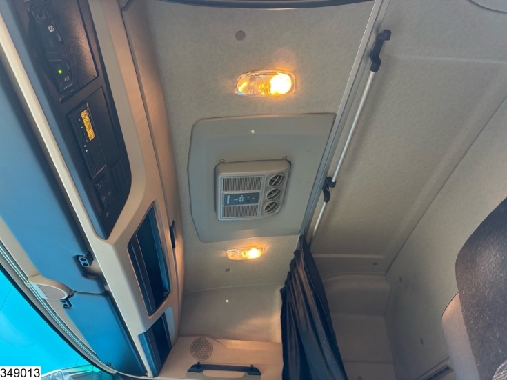 Mercedes Actros 1845