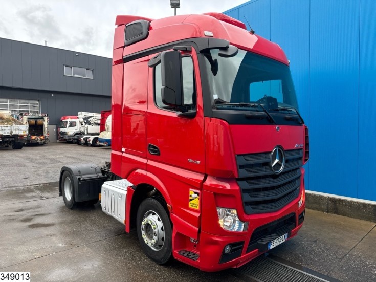 Mercedes Actros 1845