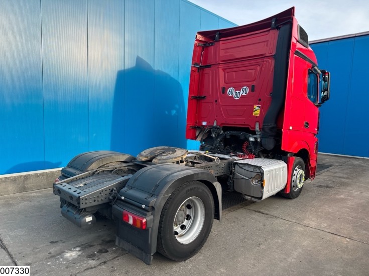 Mercedes Actros 1845