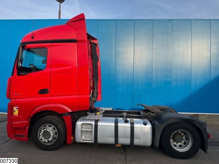 Mercedes Actros 1845