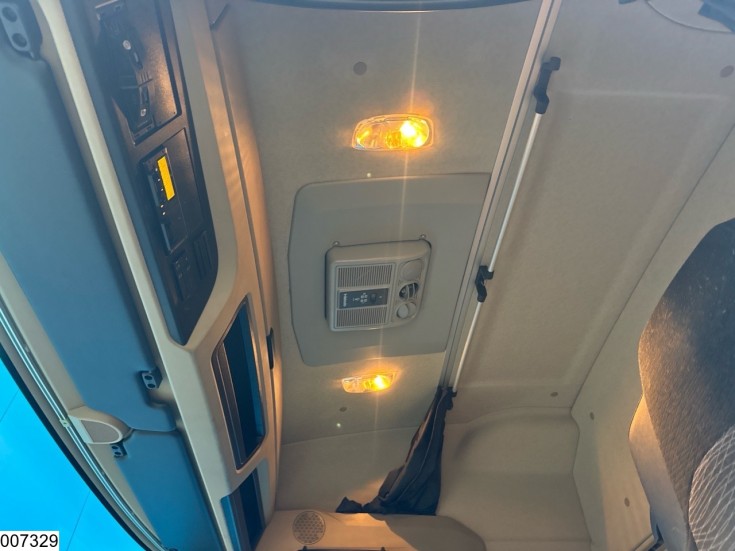 Mercedes Actros 1845