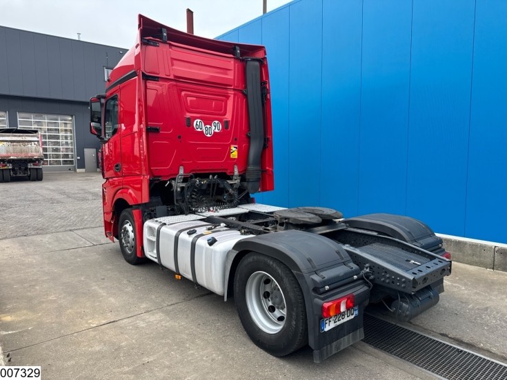 Mercedes Actros 1845