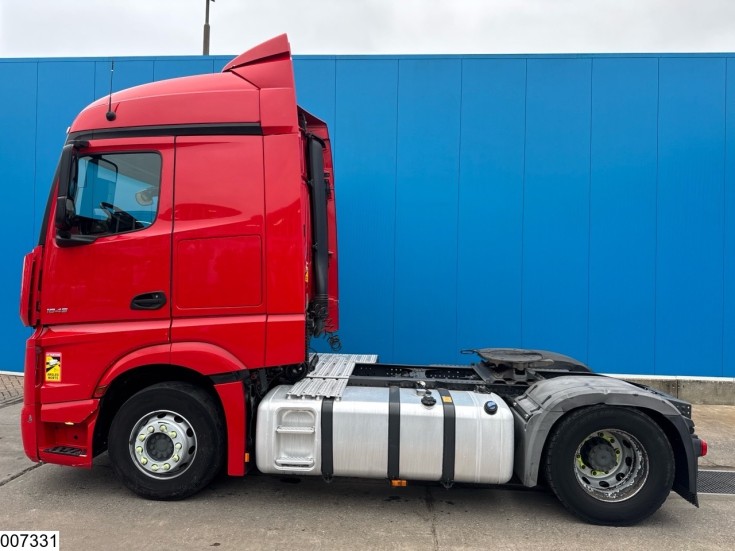 Mercedes Actros 1845