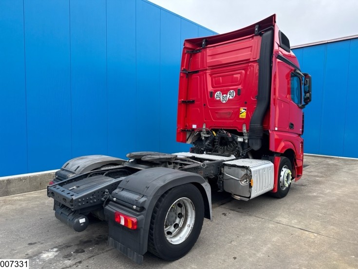 Mercedes Actros 1845