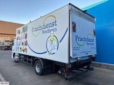 Mercedes Actros 1832