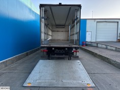 Mercedes Actros 1832