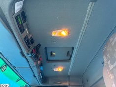 Mercedes Actros 1832