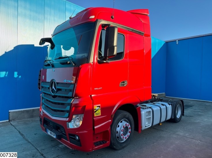 Mercedes Actros 1845