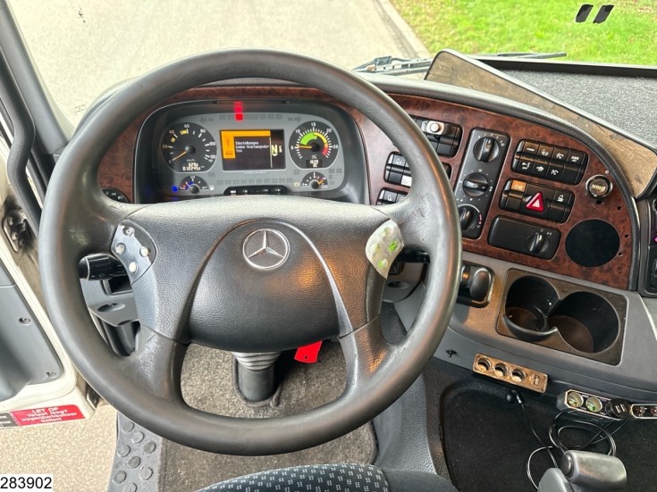 Mercedes Actros 2336