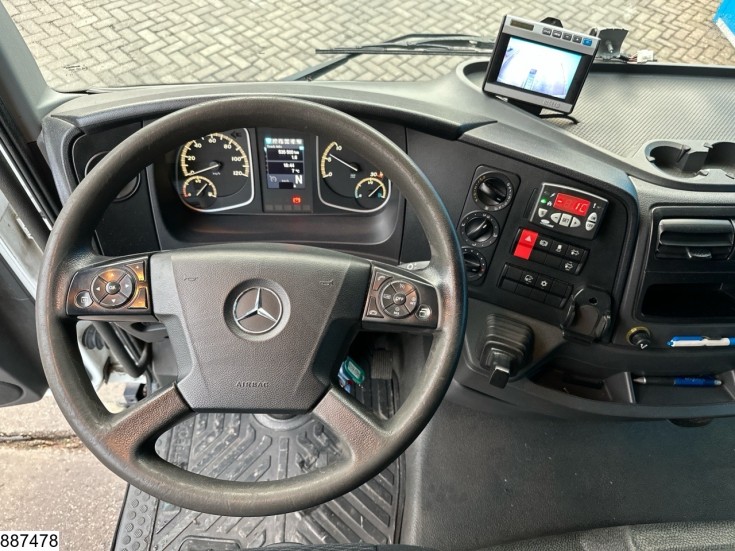 Mercedes Atego 1221