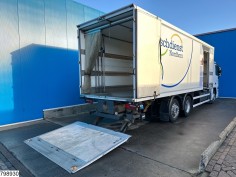 Mercedes Actros 2532