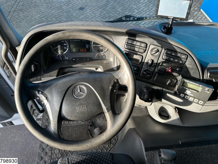 Mercedes Actros 2532