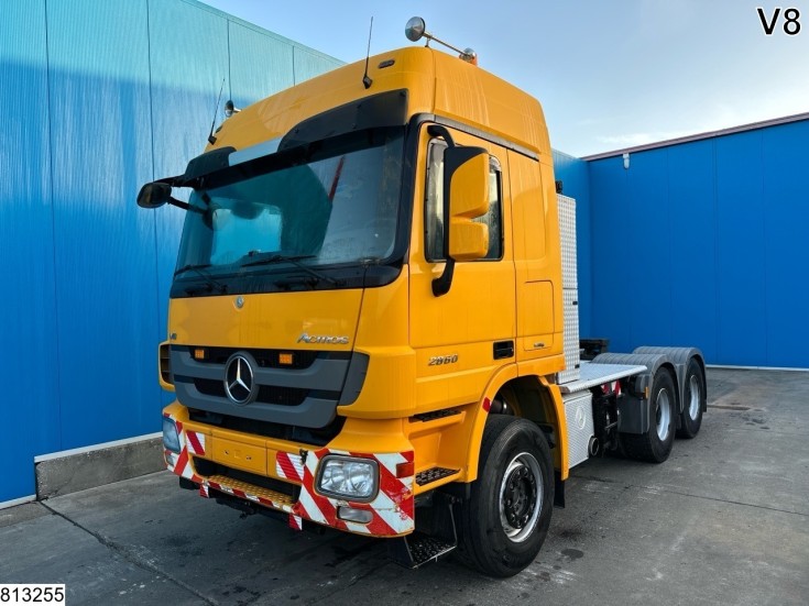 Mercedes Actros 2860