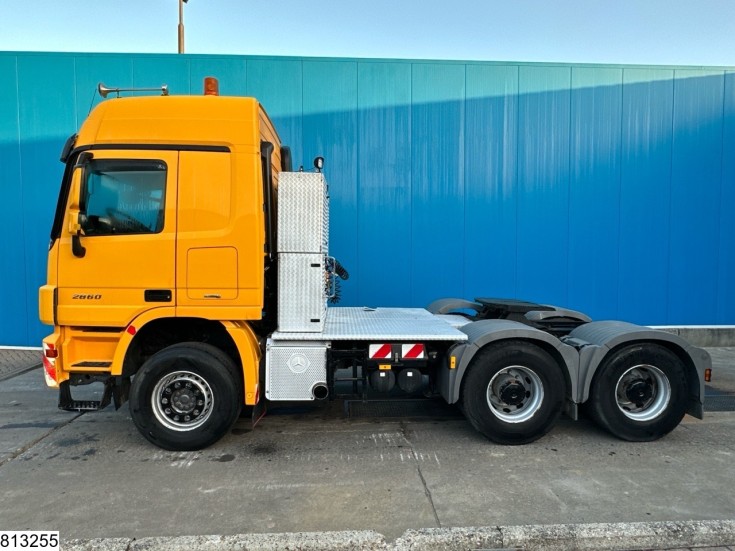 Mercedes Actros 2860