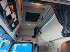 Mercedes Actros 1845