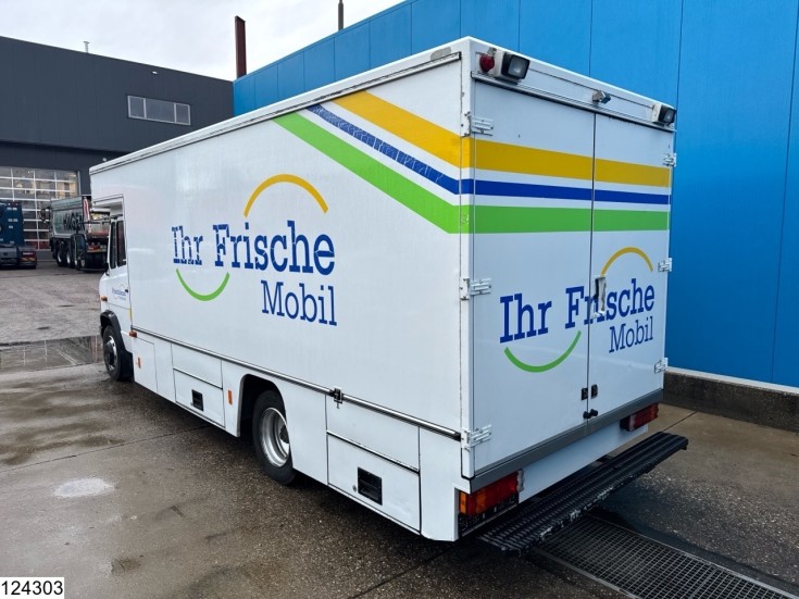 Mercedes Vario 815 D