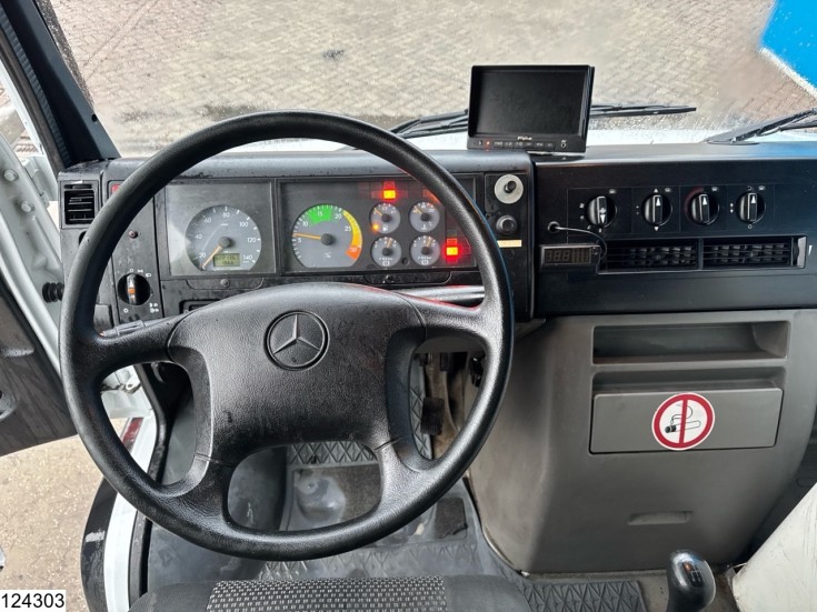 Mercedes Vario 815 D