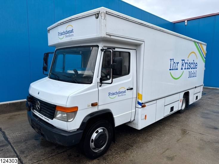 Mercedes Vario 815 D