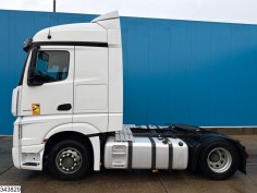 Mercedes Actros 1845