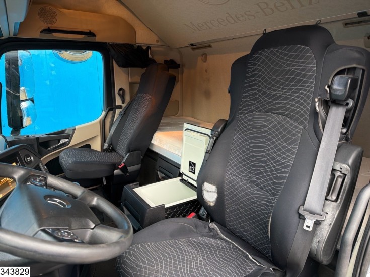 Mercedes Actros 1845