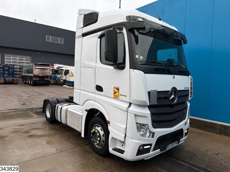 Mercedes Actros 1845